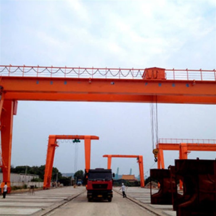 Double Girder Gantry Crane With Remote Control