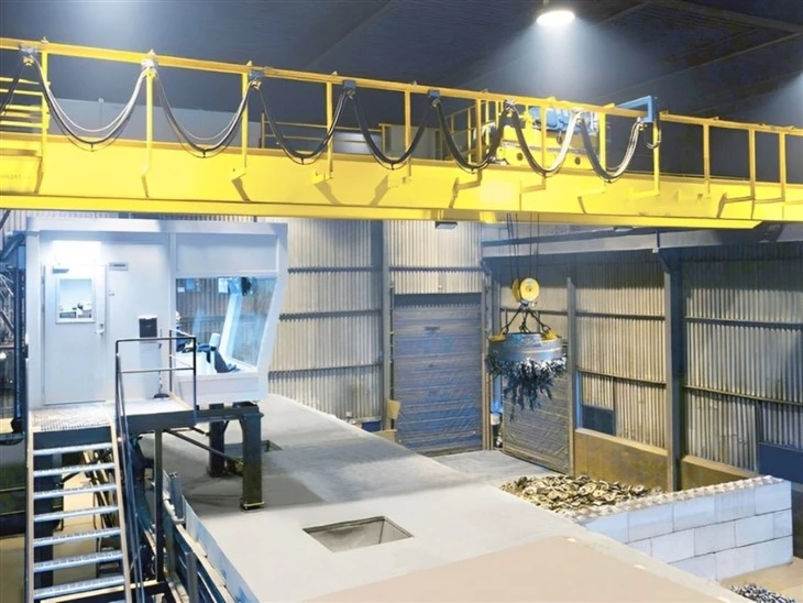 Electromagnet Crane